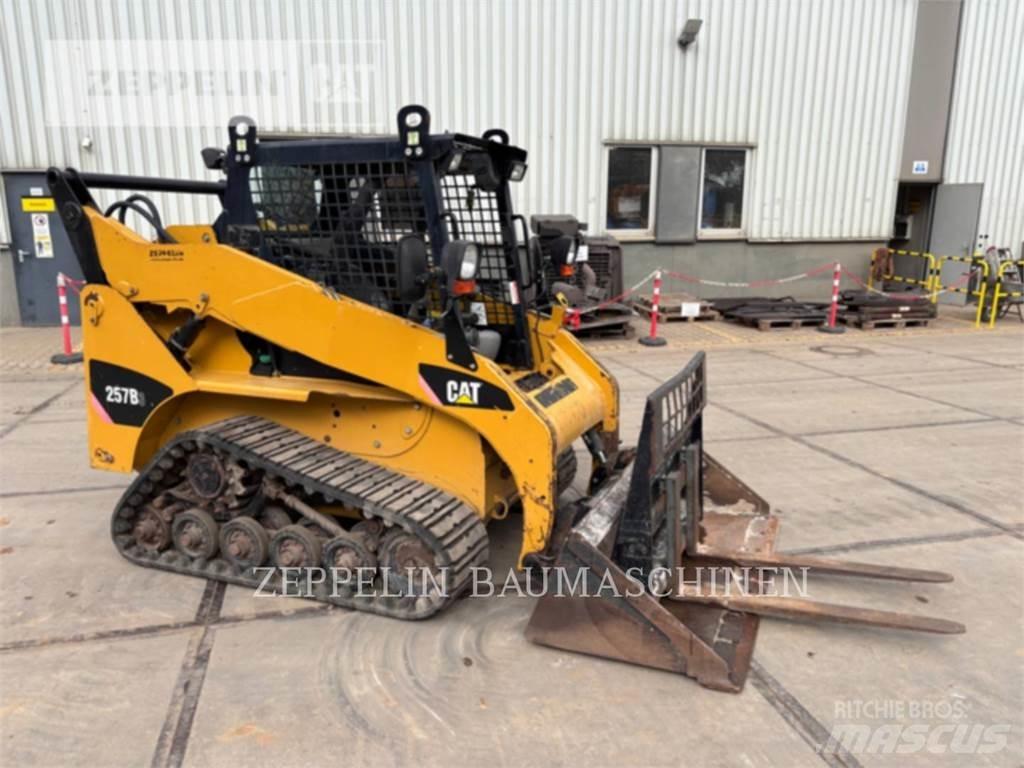 CAT 257B Schrankladers