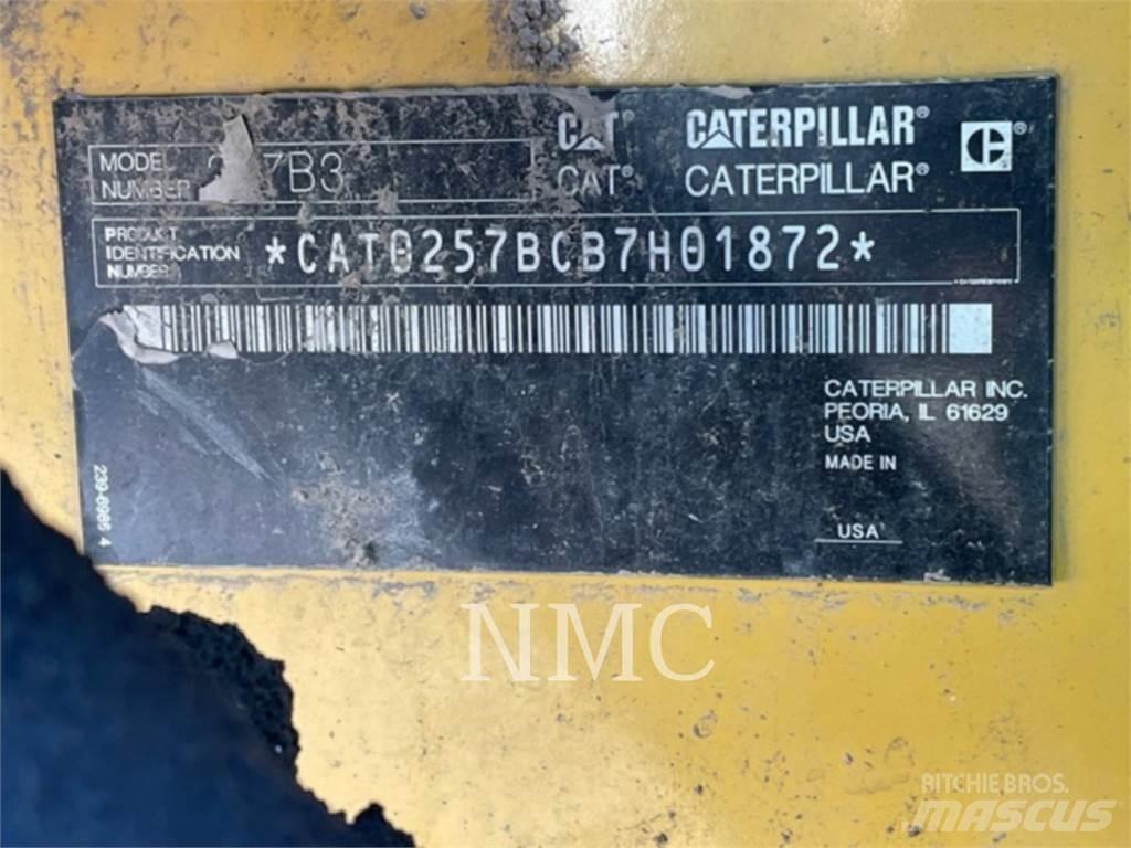 CAT 257B3 Schrankladers