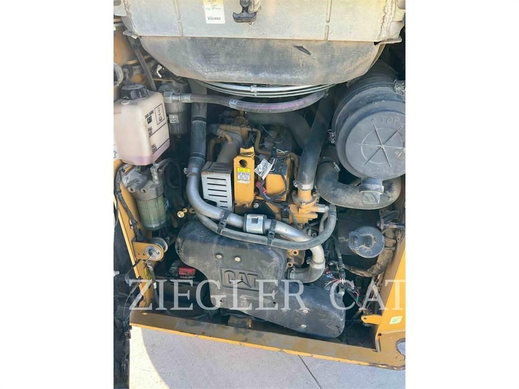 CAT 257D Rupsladers