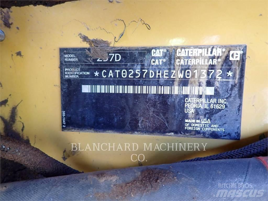 CAT 257D Rupsladers