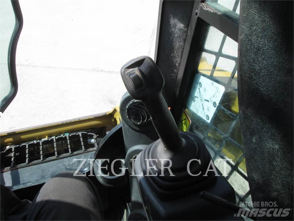 CAT 257D Rupsladers