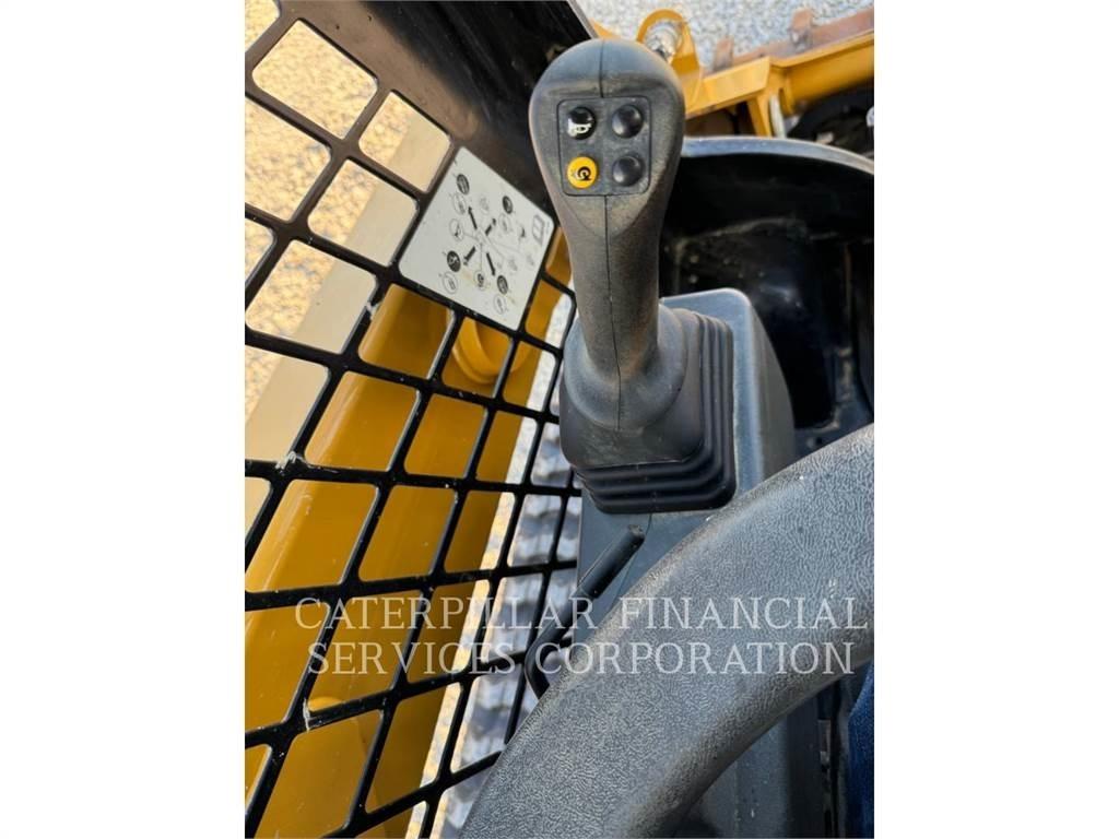 CAT 259D3 Rupsladers