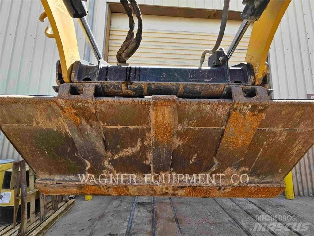 CAT 259D3 Rupsladers