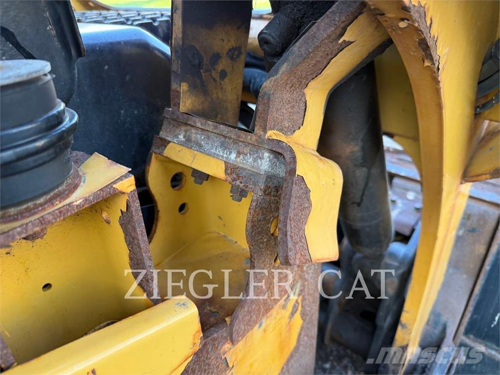 CAT 259D3 Rupsladers