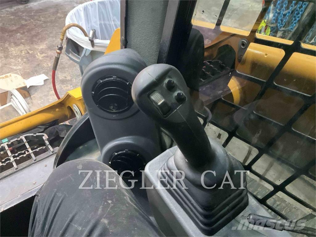 CAT 259D3 Rupsladers