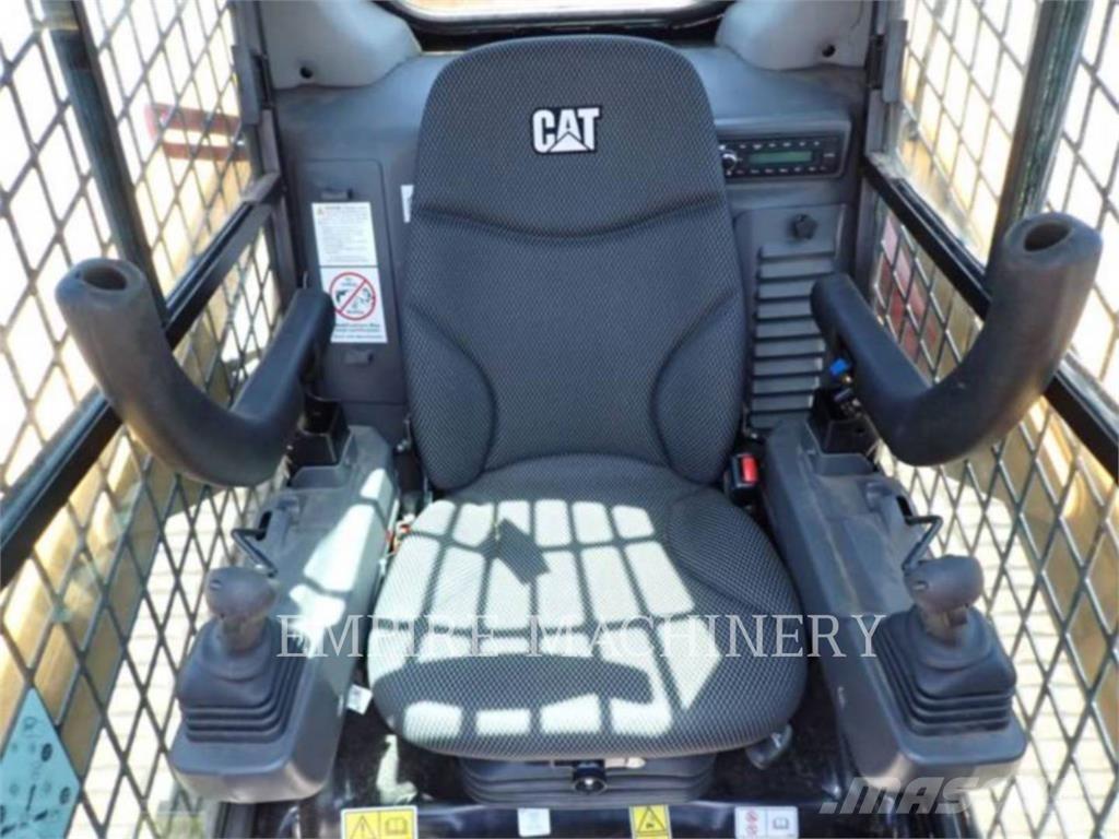CAT 259D3 CA Schrankladers