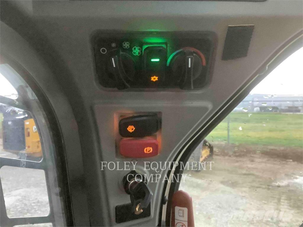 CAT 259D3STD2C Schrankladers