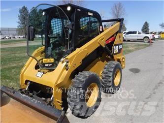 CAT 262D Schrankladers