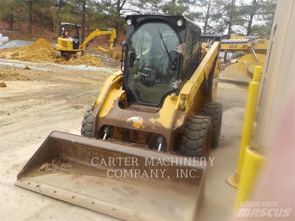 CAT 262D Schrankladers