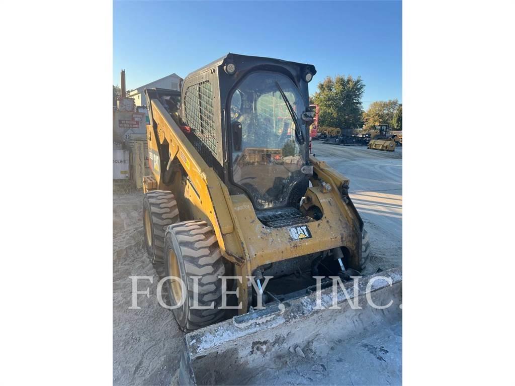CAT 262D Schrankladers