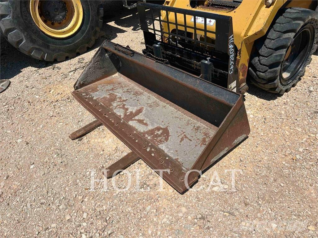 CAT 262D Schrankladers