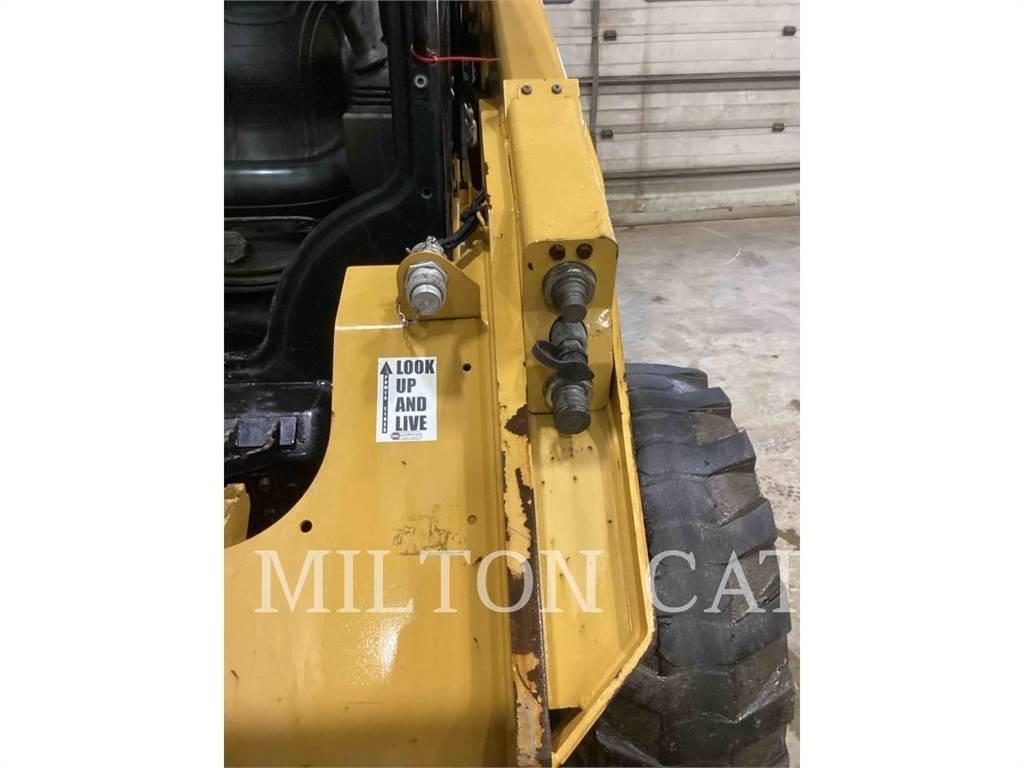 CAT 262D 3 Schrankladers