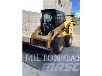 CAT 262D 3 Schrankladers