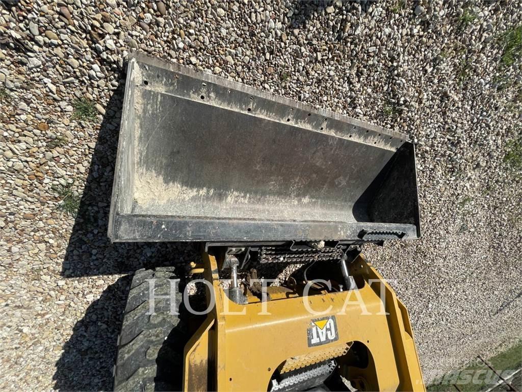 CAT 262D XPS Schrankladers