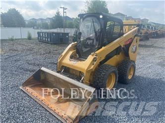 CAT 262D3 Schrankladers