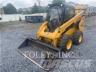 CAT 262D3 Schrankladers