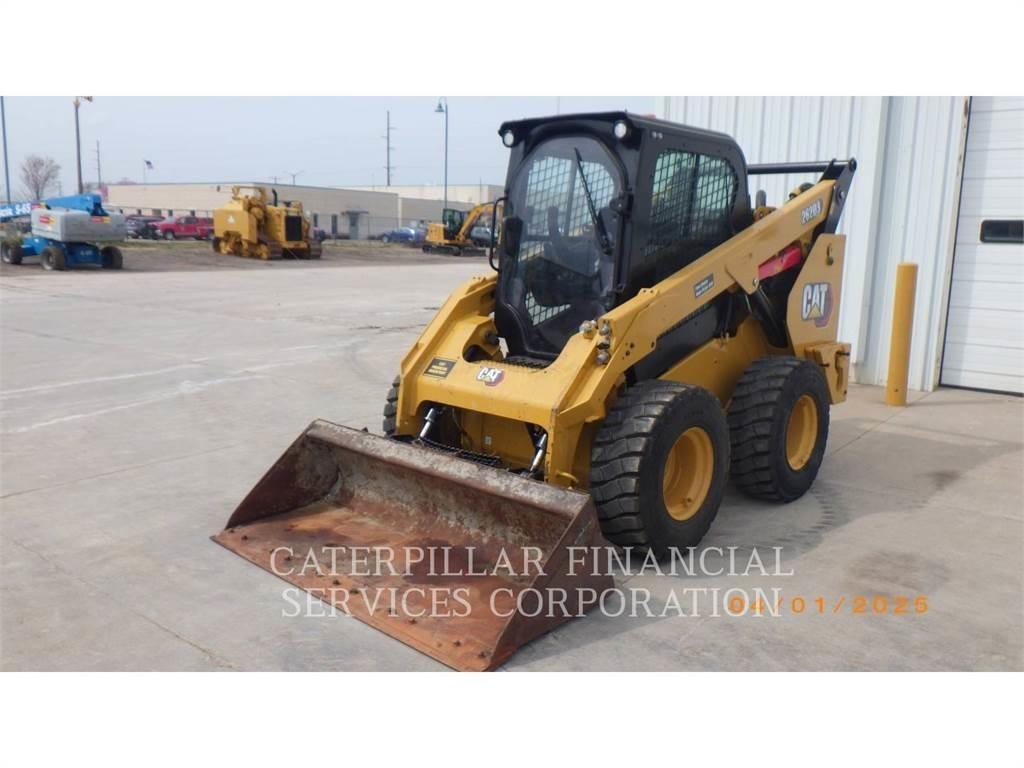 CAT 262D3 Schrankladers