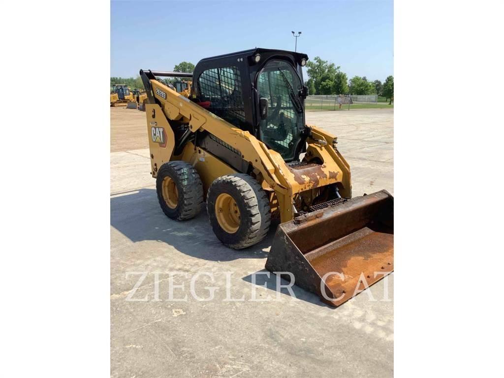 CAT 262D3 Schrankladers