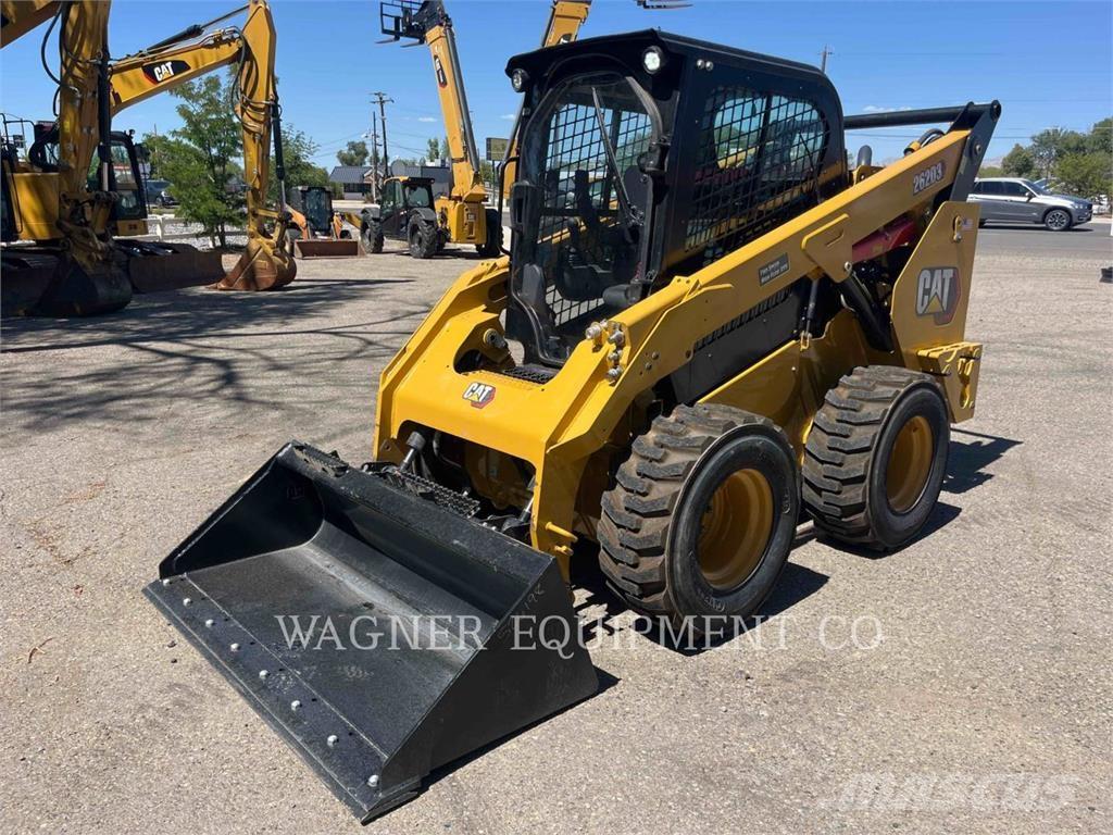CAT 262D3 Schrankladers