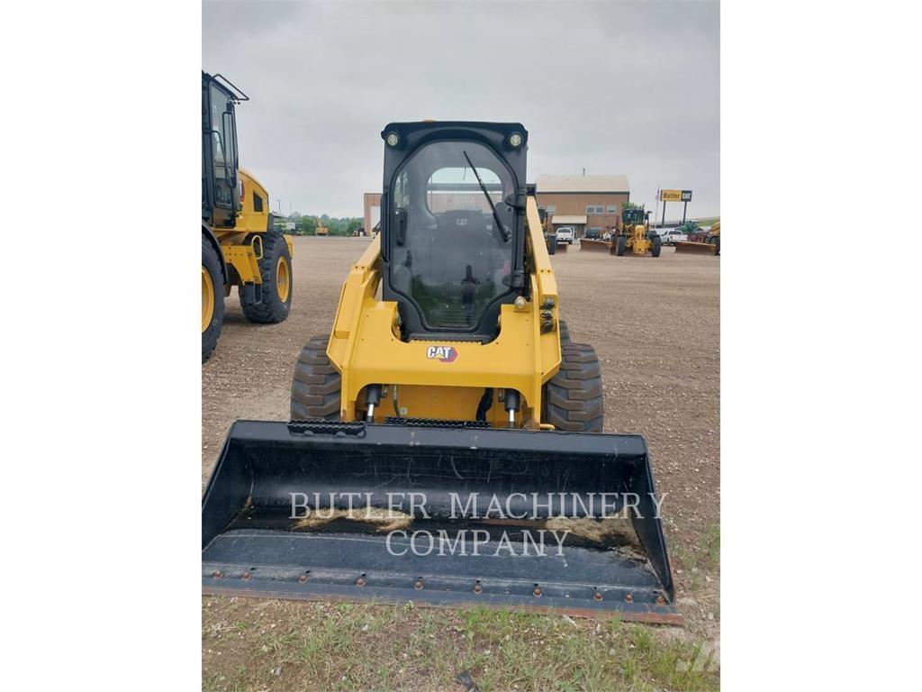 CAT 262D3 Schrankladers