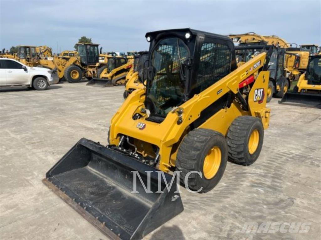 CAT 262D3 Schrankladers