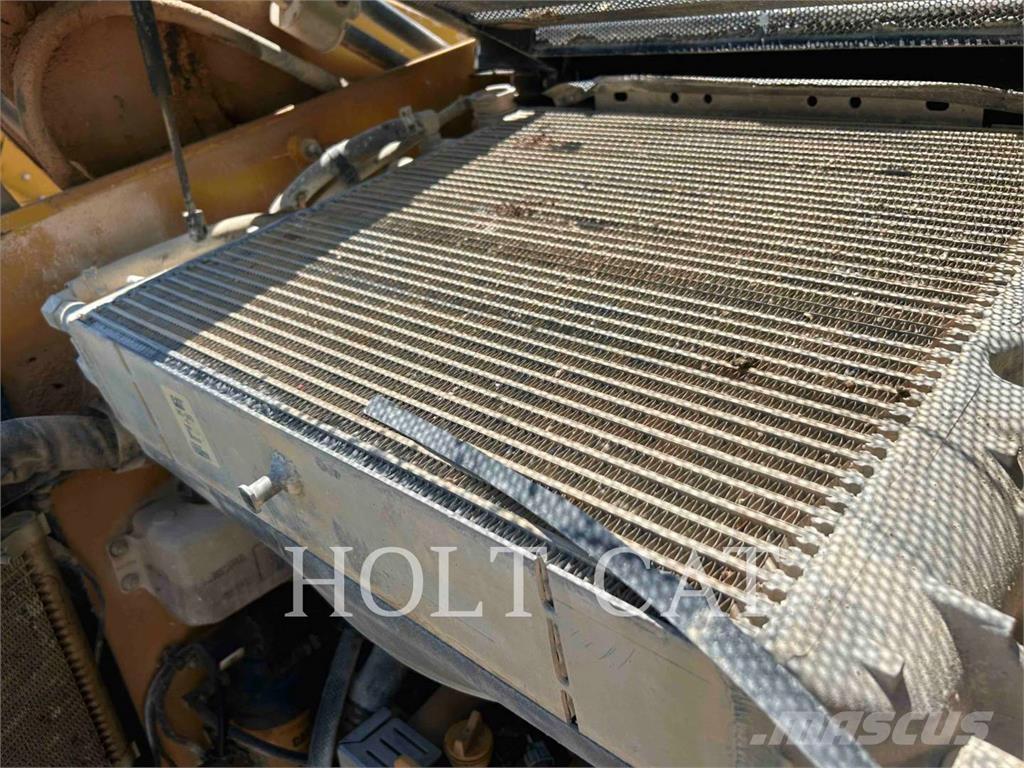 CAT 262D3 Schrankladers