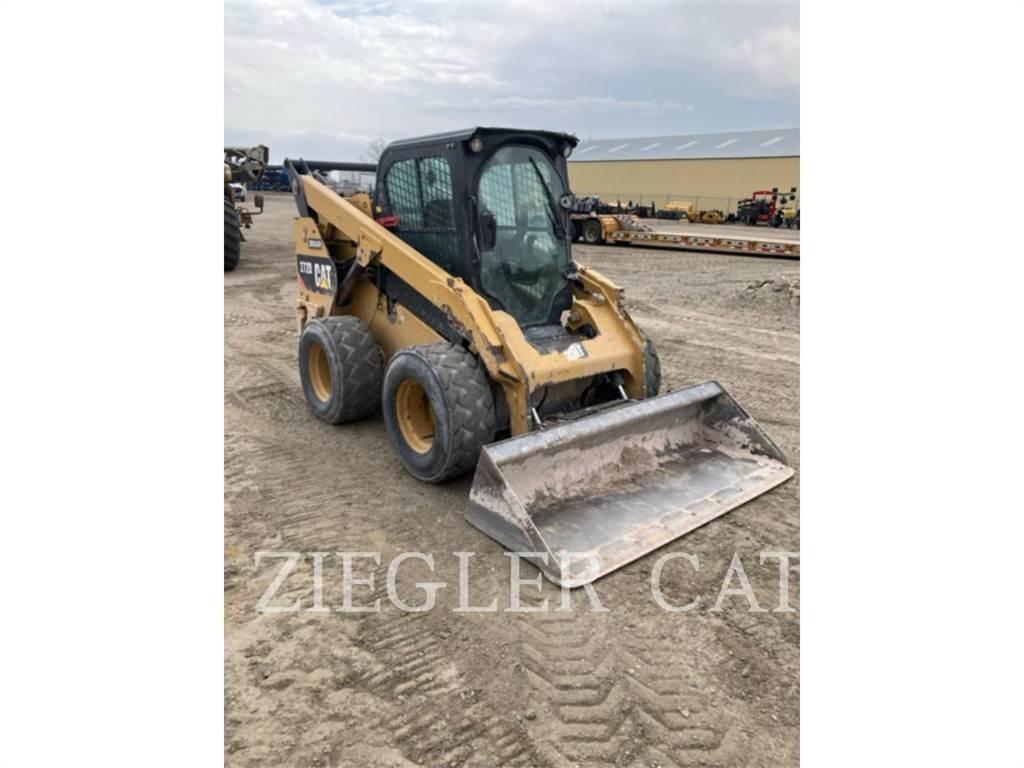 CAT 272D Schrankladers