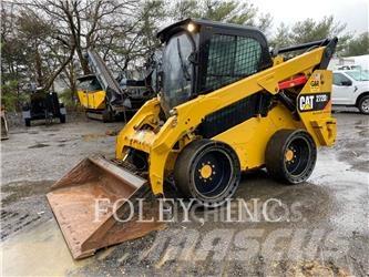 CAT 272D2 Schrankladers