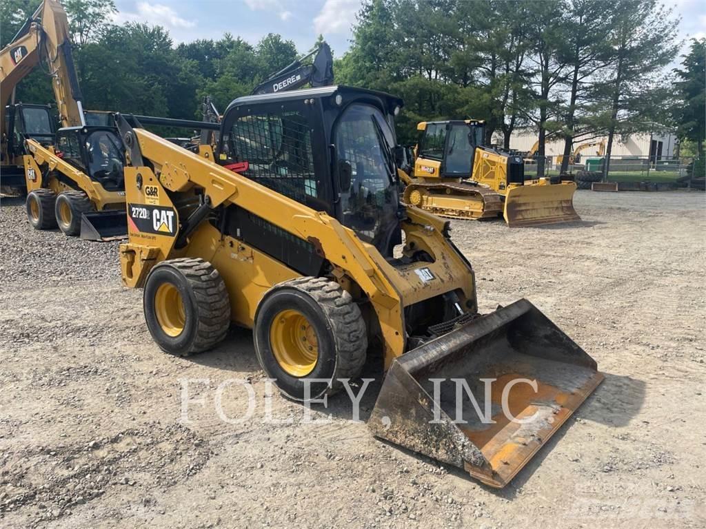 CAT 272D2 Schrankladers