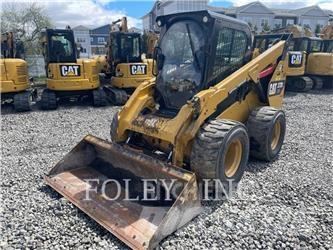 CAT 272D2XHP Schrankladers