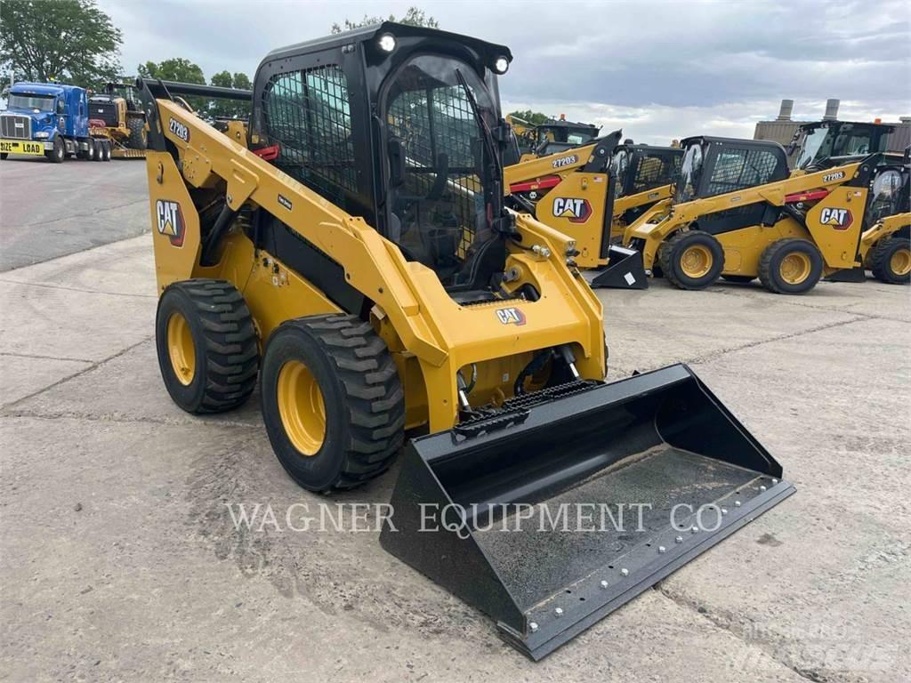 CAT 272D3 Schrankladers