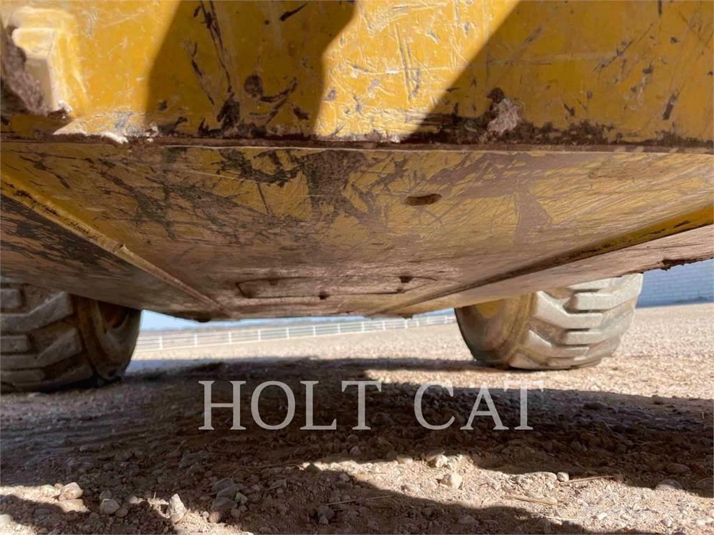 CAT 272D3 Schrankladers