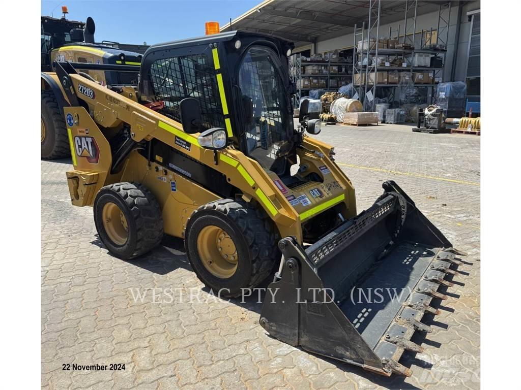 CAT 272D3 Schrankladers