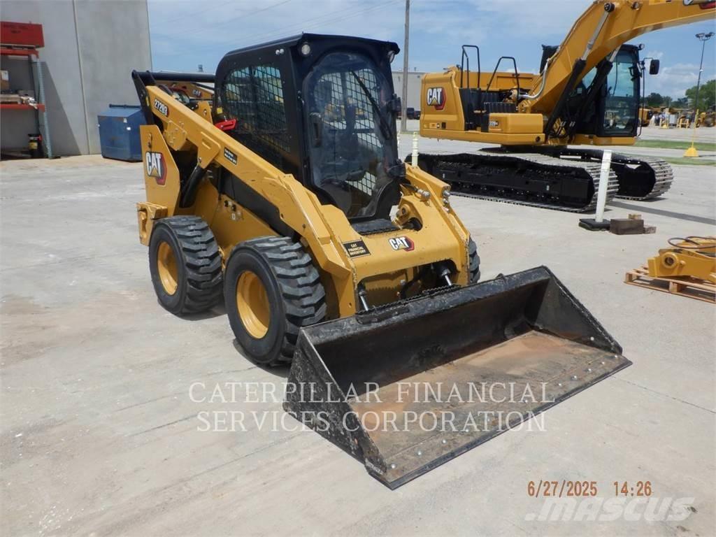 CAT 272D3 Schrankladers