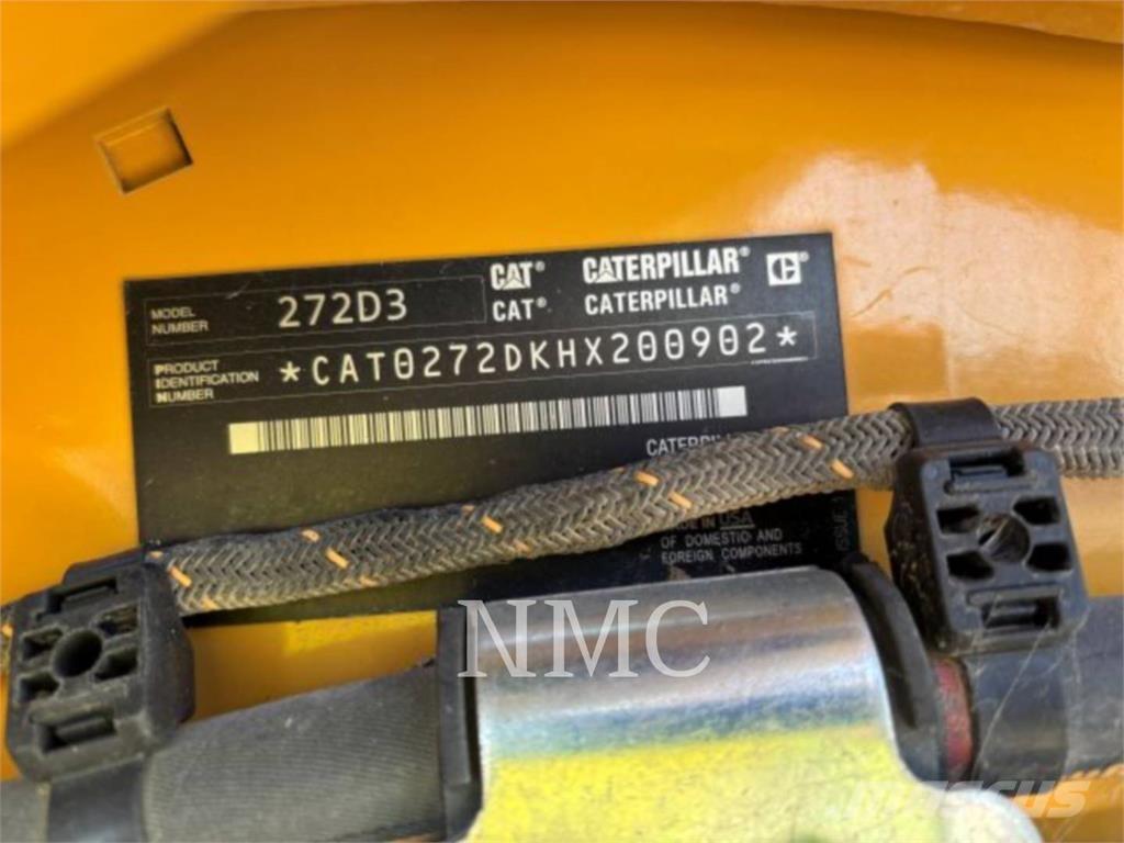 CAT 272D3 Schrankladers
