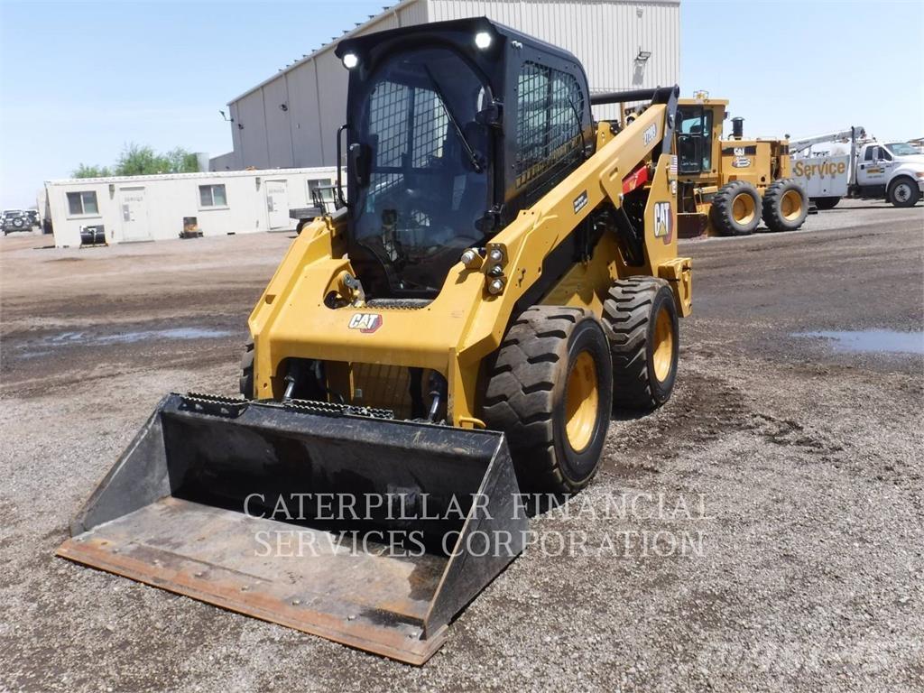 CAT 272D3HF Schrankladers