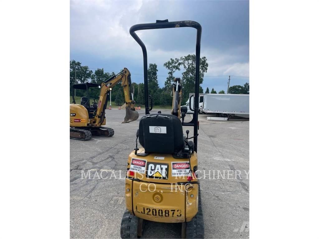 CAT 300.9D Rupsgraafmachines