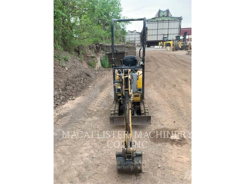 CAT 300.9D Rupsgraafmachines