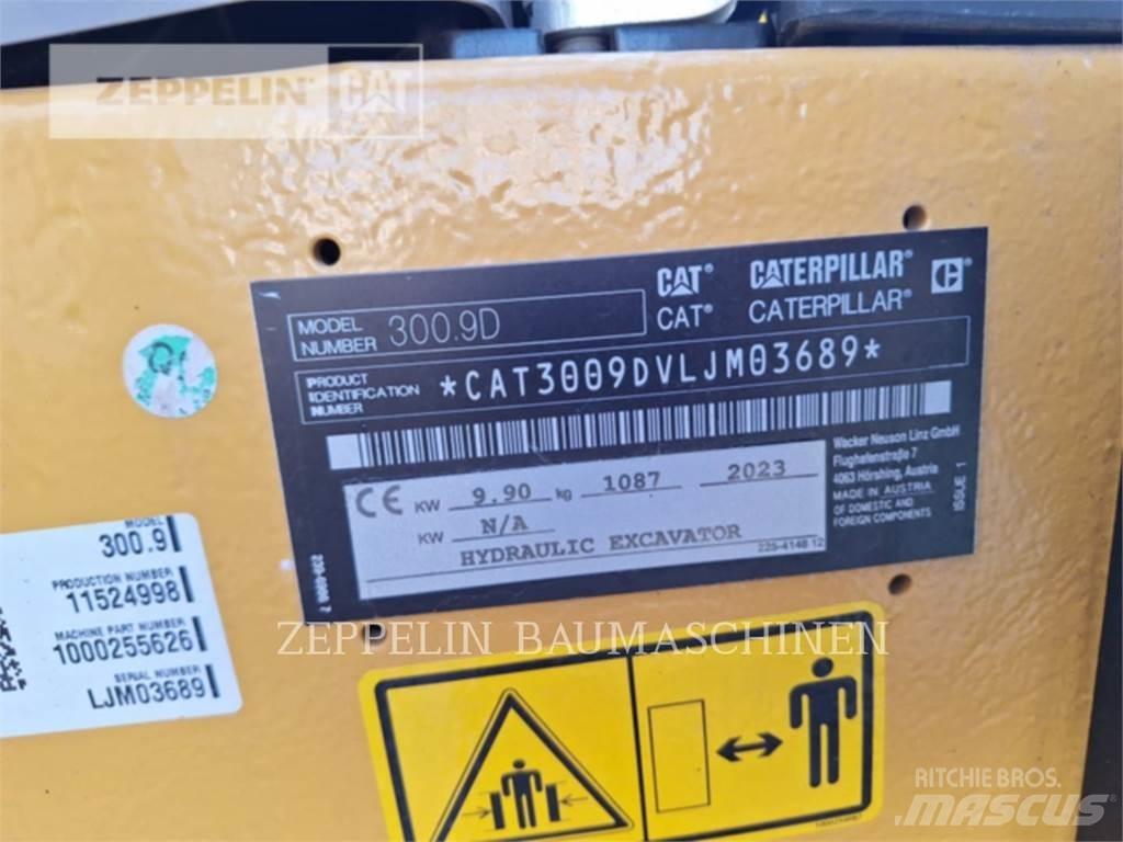 CAT 300.9D Rupsgraafmachines