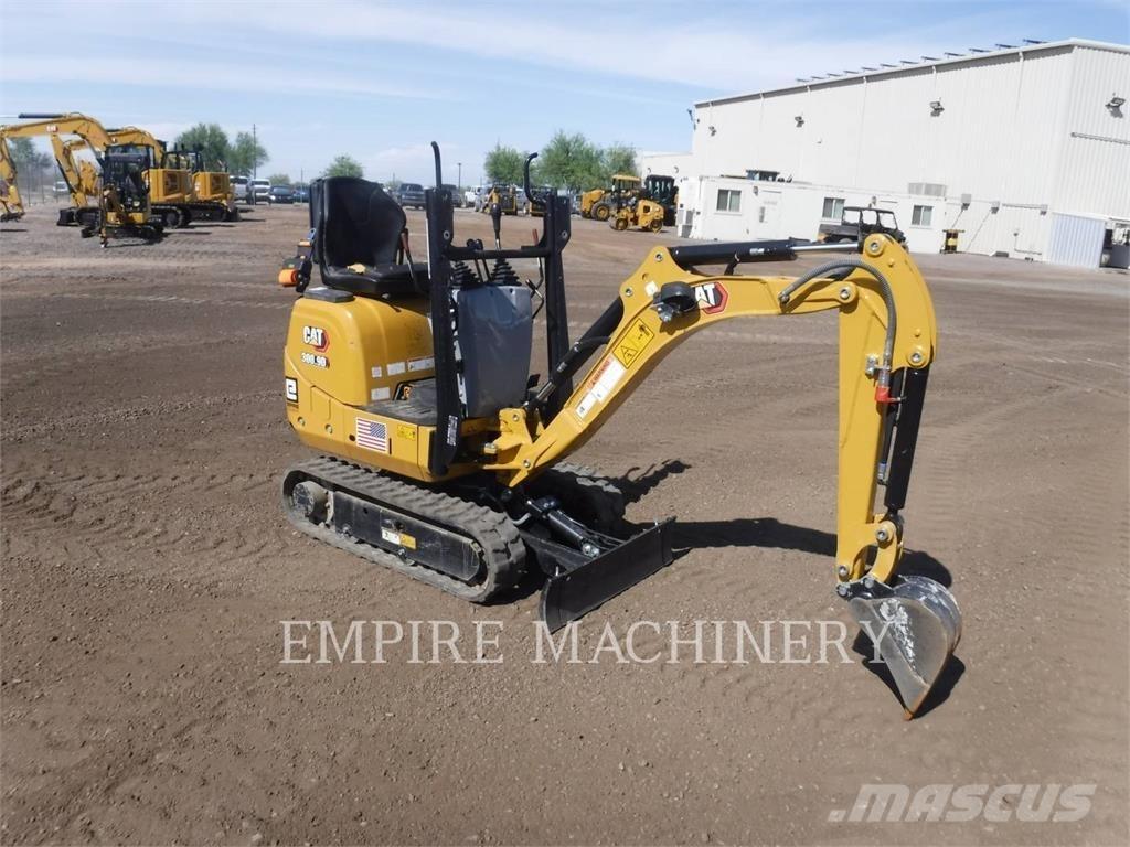CAT 300.9D Rupsgraafmachines