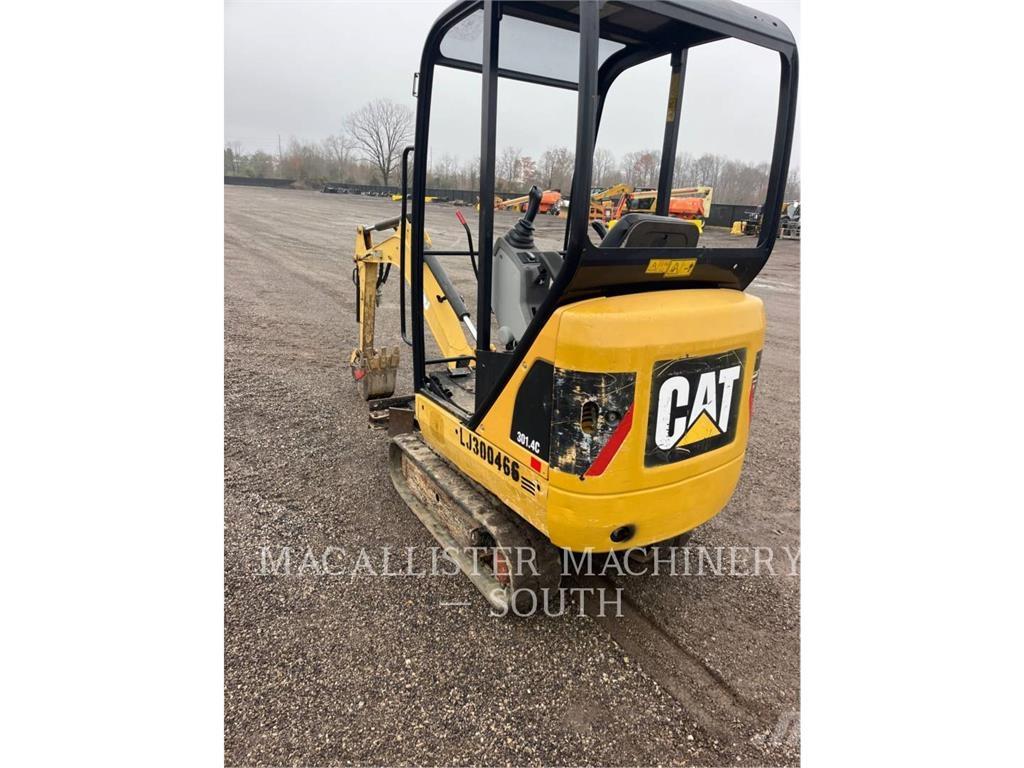 CAT 301.4C Rupsgraafmachines