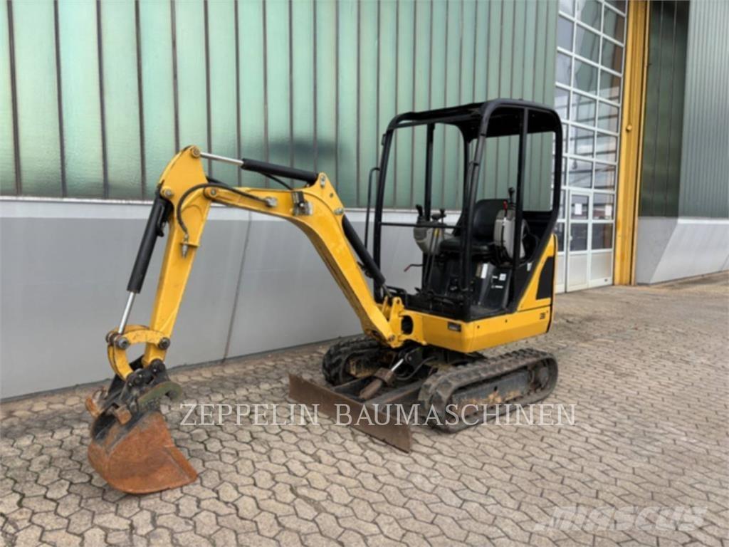 CAT 301.4C Rupsgraafmachines