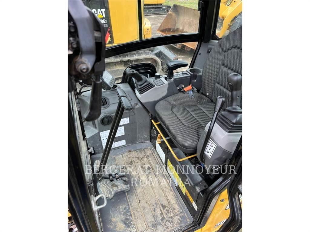 CAT 301.6-05 Rupsgraafmachines