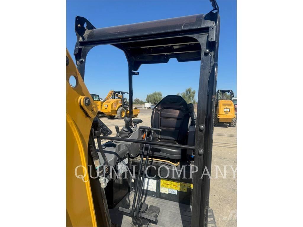 CAT 301.7 Rupsgraafmachines