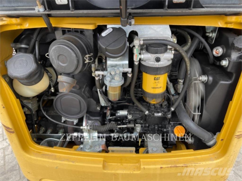 CAT 301.7D Rupsgraafmachines
