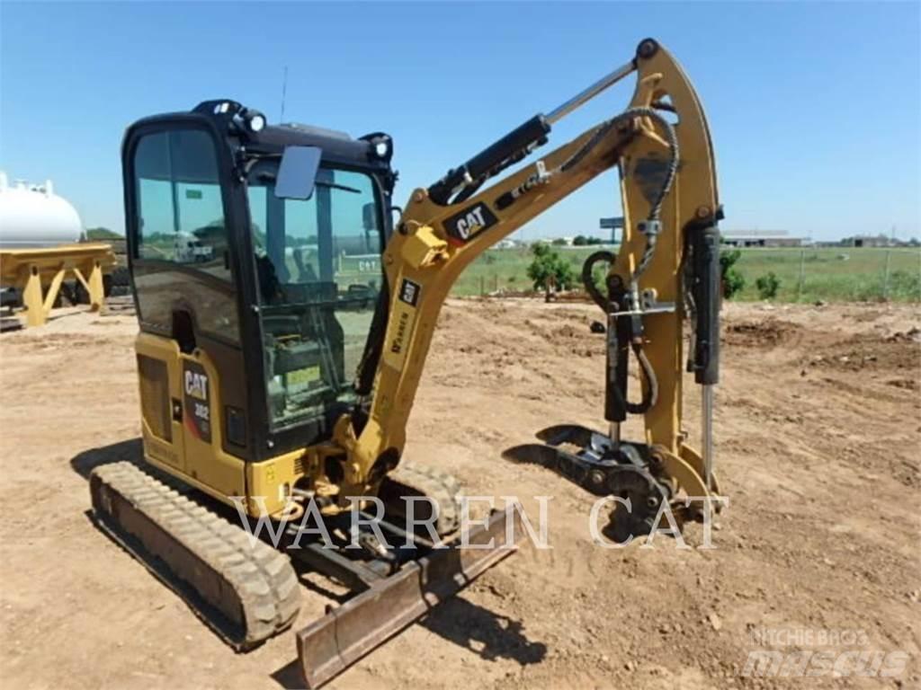 CAT 302 Rupsgraafmachines