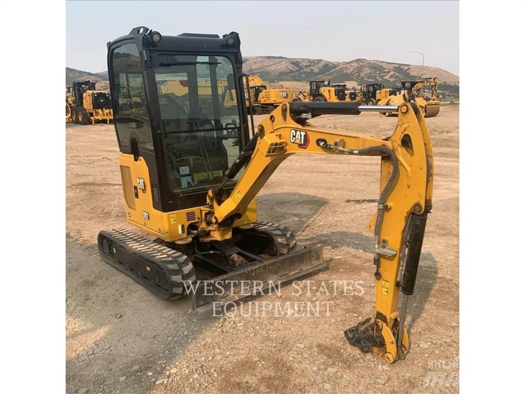 CAT 302 Rupsgraafmachines