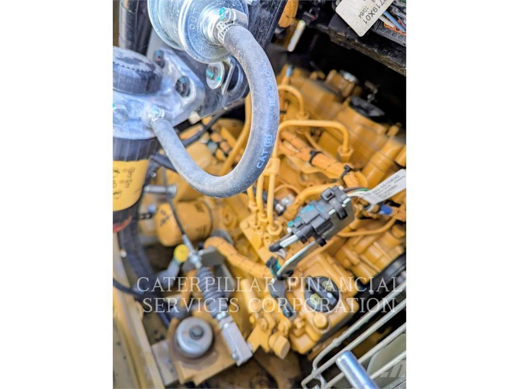 CAT 302.707CR Rupsgraafmachines