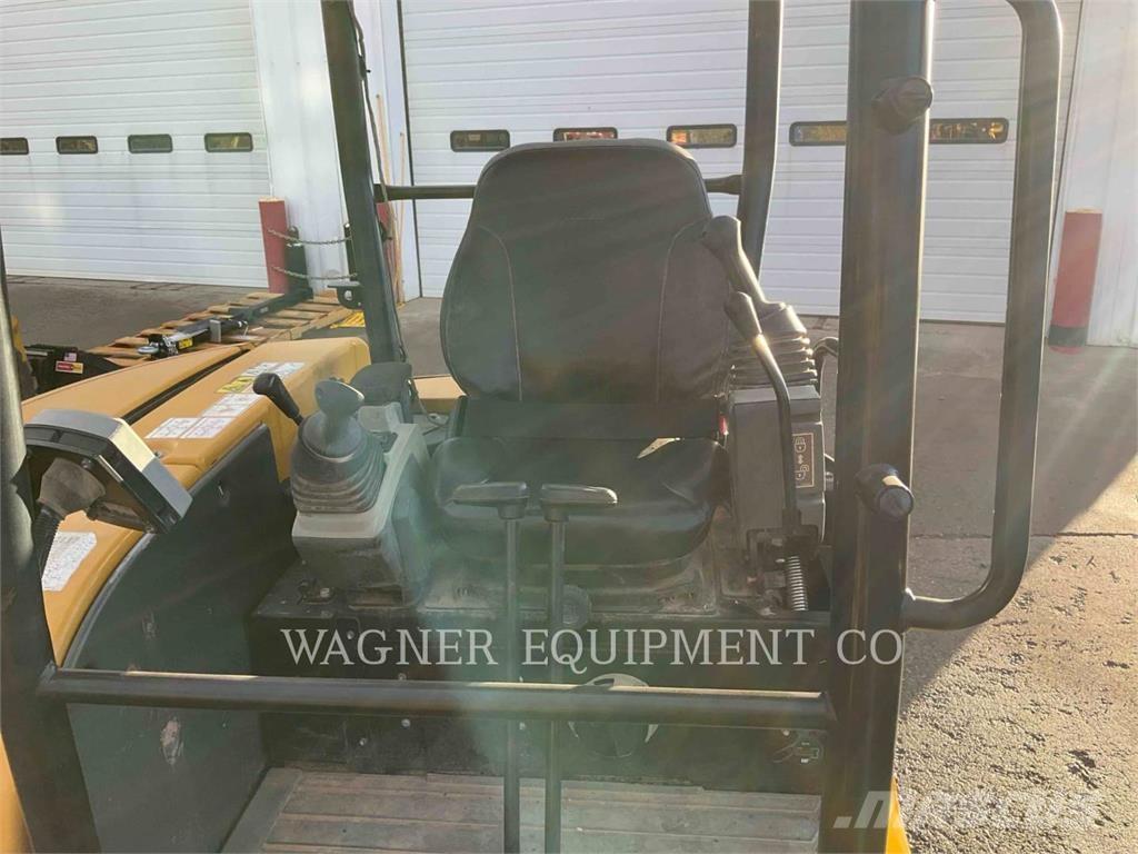 CAT 303.5E2 Rupsgraafmachines