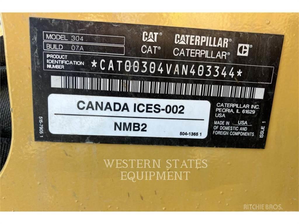 CAT 304 Rupsgraafmachines